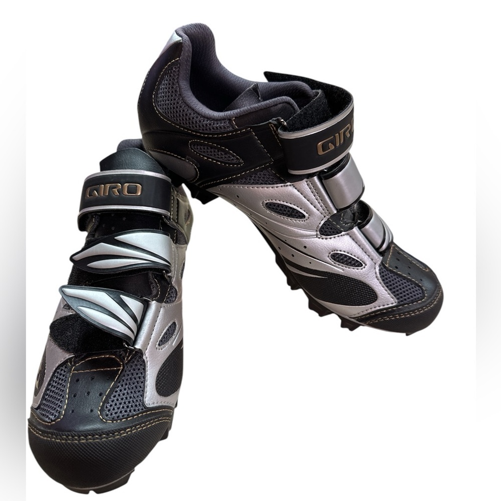 Giro Bicycle Reva Mountain Bike Shoes Cleats Leather Uppers Blk/Grey S 7.5 NWOT